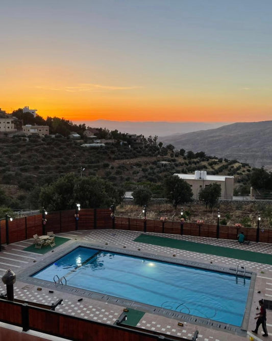 مزرعة رقم 33 - السلط الصبيحي